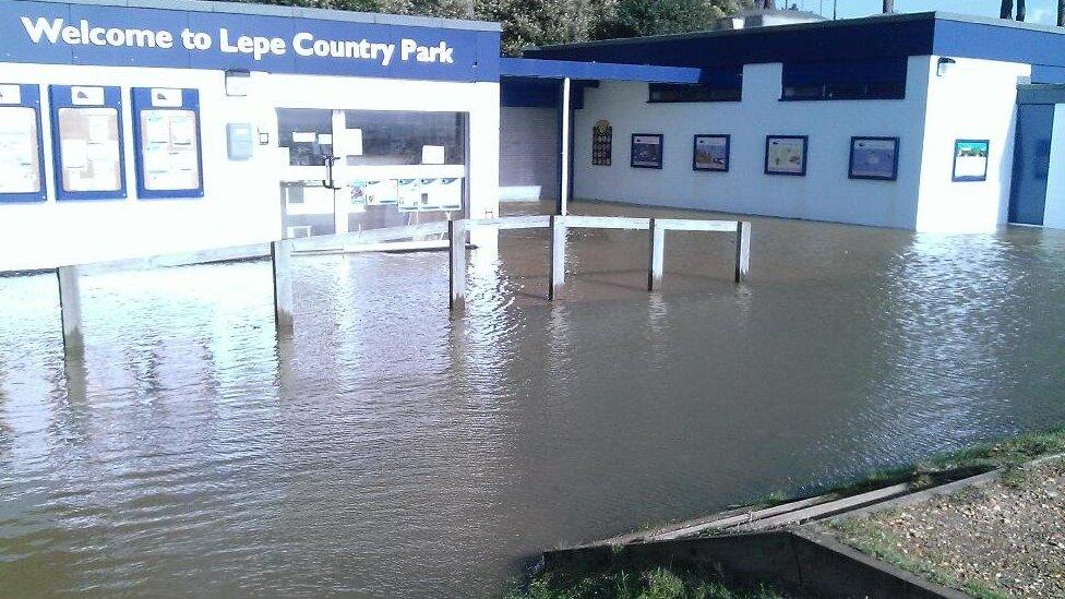 Lepe flooded