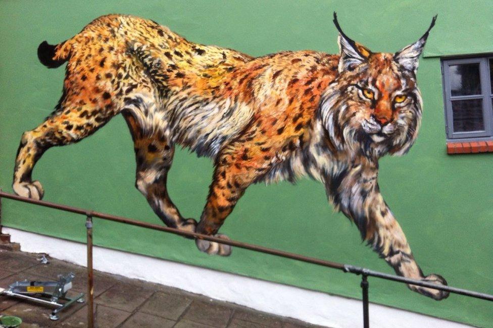 Lynx mural