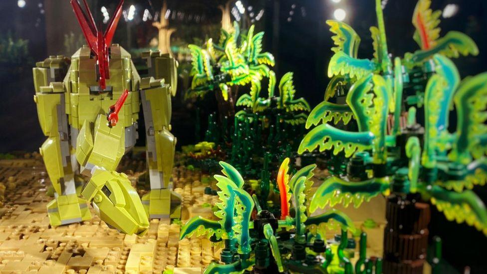 Lego-dinosaur-exhibition-norwich