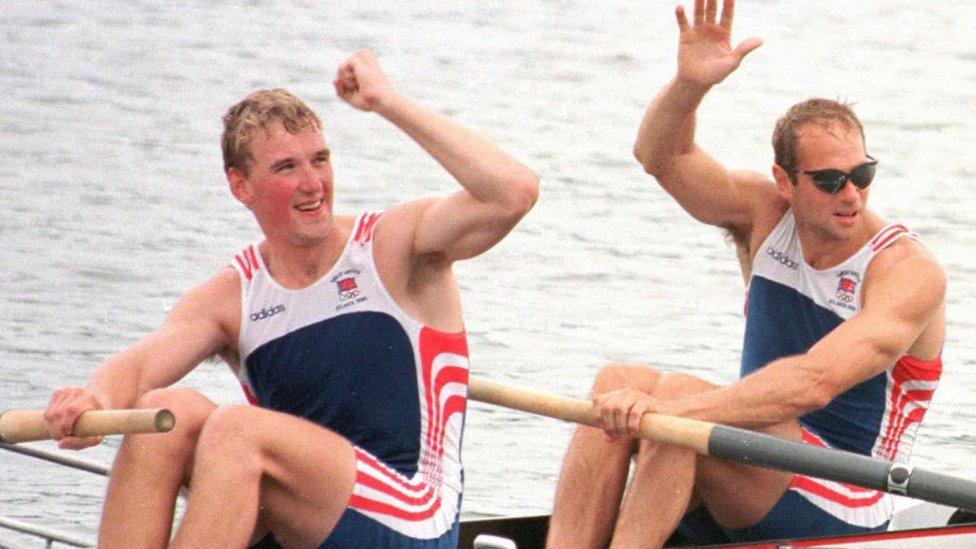 Matthew Pinsent and Steve Redgrave win gold in Atlanta