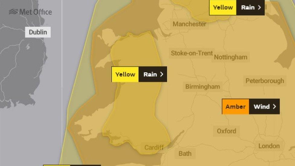 Sunday weather warning graphic