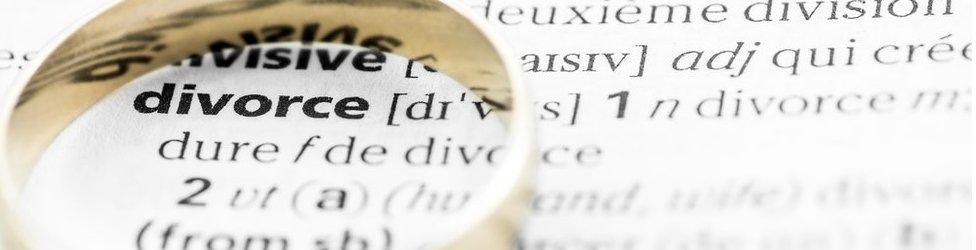 Divorce dictionary definition below a wedding ring