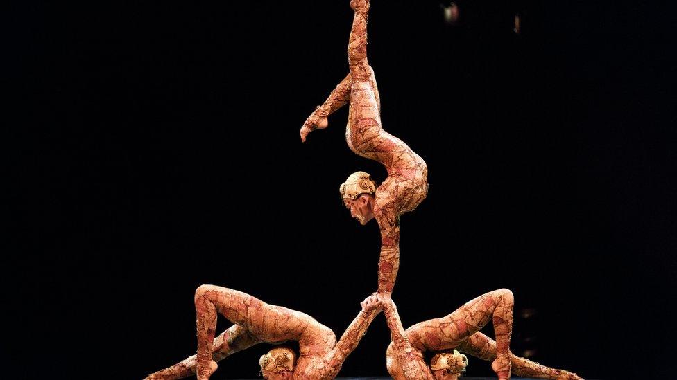 Cirque du Soleil performers in London