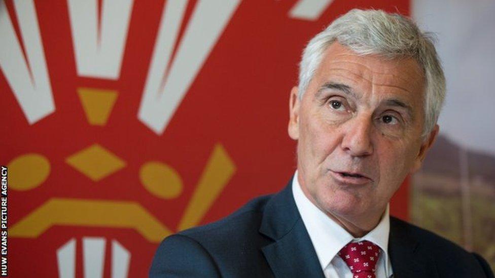 Gareth Davies