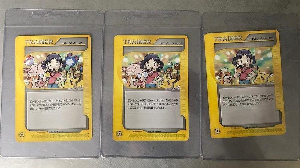 pokemon-trainer-cards.