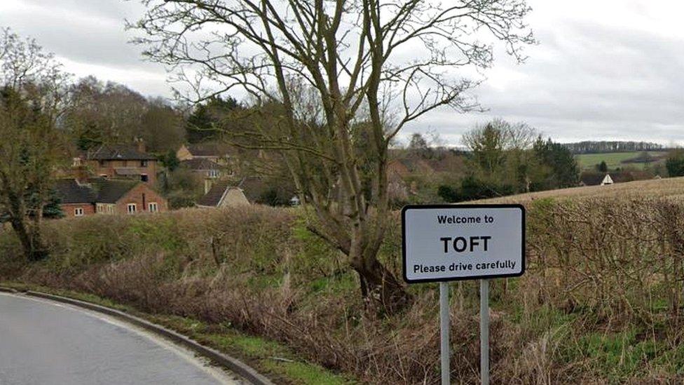 Toft village sign