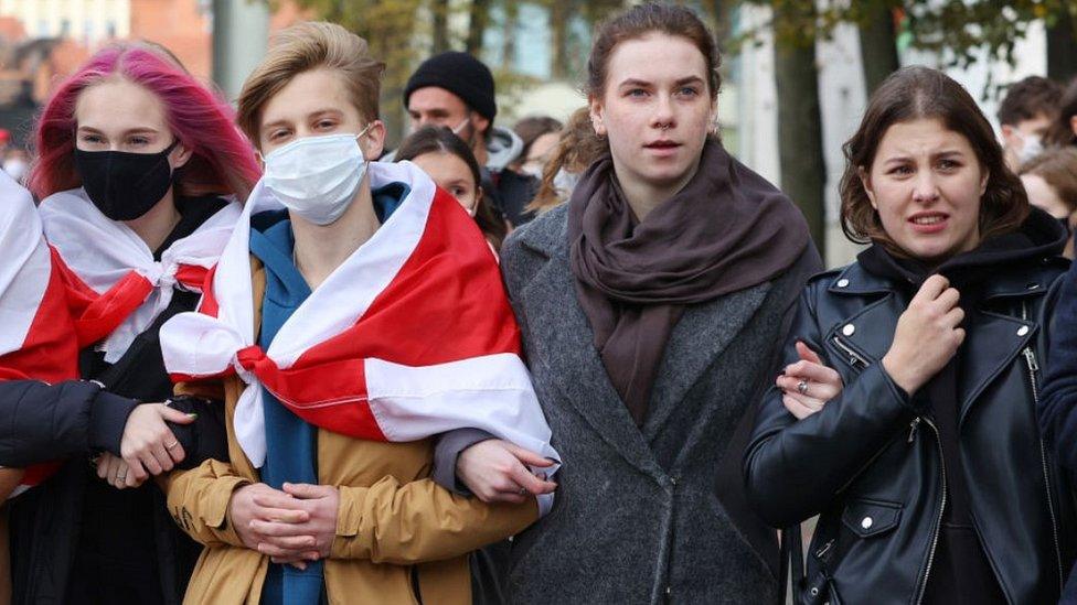 Students rally in Minsk, 26 Oct 20