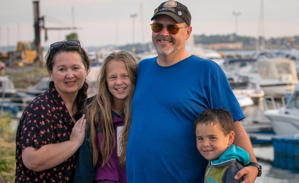 Inez and Knut Arnesen with their children Vendela and Christian