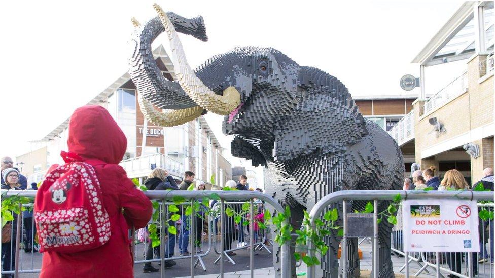 Lego elephant