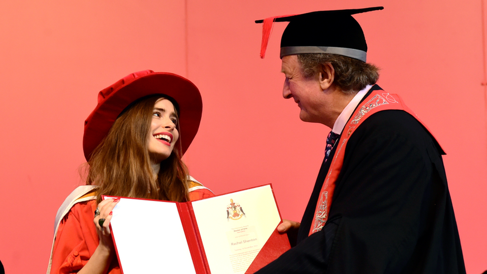 Rachel Shenton receives her honorary degree