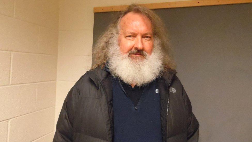 Randy Quaid and wife released from custody in US BBC News