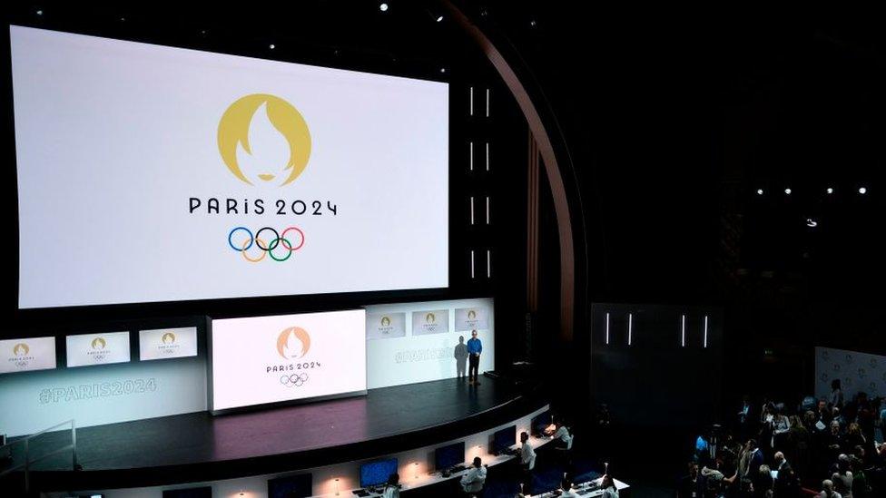 olympic-emblem-paris.