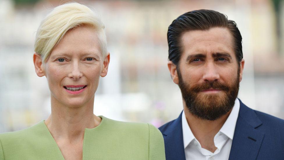 Tilda Swinton and Jake Gyllenhaal