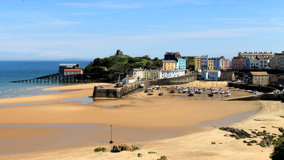 Tenby's North Beach in the glorious sunshine taken by Laura Gibson, from New Inn