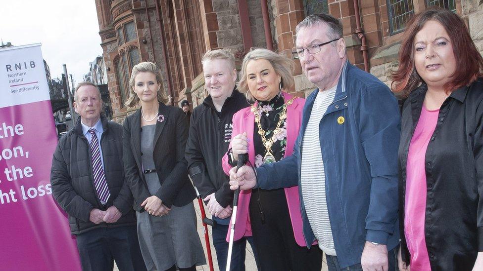 Philip McKinney, DR. Linda Hegarty, Dial Centre, NWRC, Rory McCartney, RNIB volunteer, Mayor Cllr Sandra Duffy, Brian Murray, RNIB and Paula Beattie, Policy and Campaign Manager, RNIB, outside Derry's Guildhall