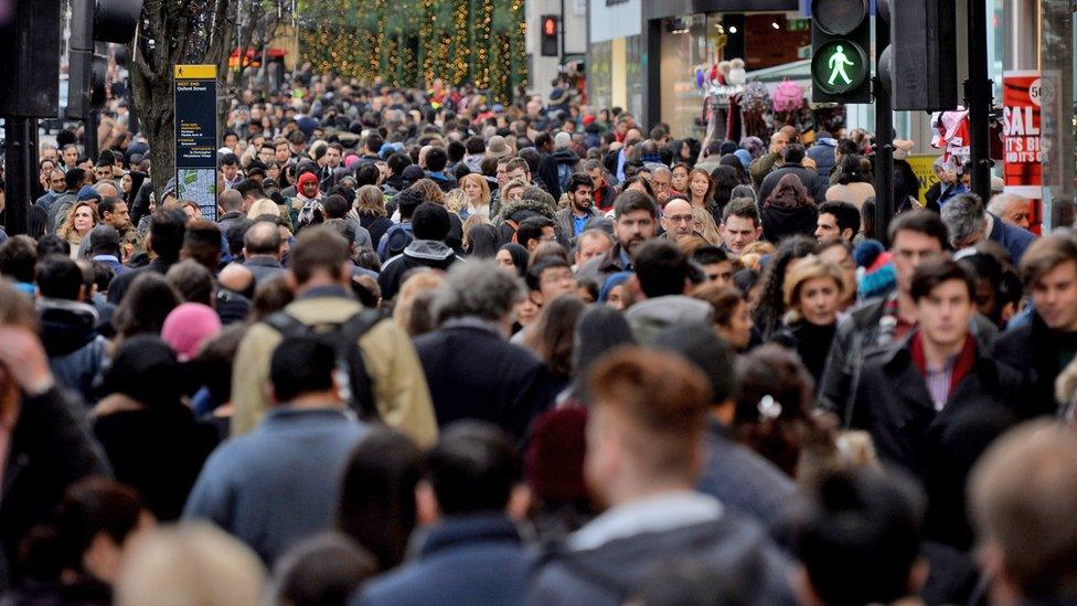 Boxing Day crowds on Oxford Street in 2015