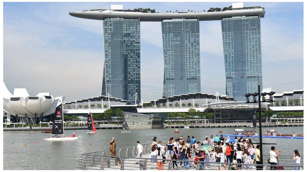 Picture of Marina Bay Sands hotel in Singapore