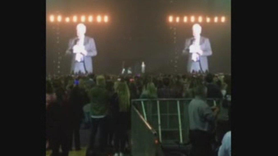 A staff member announced the cancellation at Belfast's SSE Arena and the footage was recorded on a fan's mobile phone