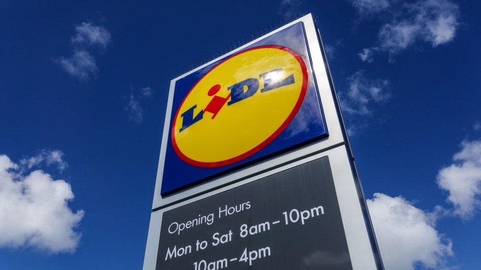 Lidl sign