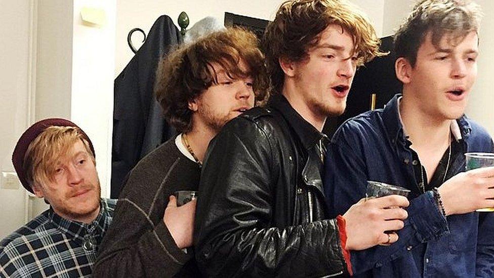 Viola Beach band members