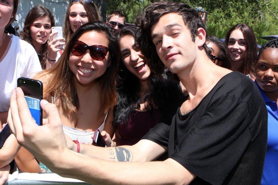 Tim Healy meeting fans at the 22nd Annual KROQ Weenie Roast