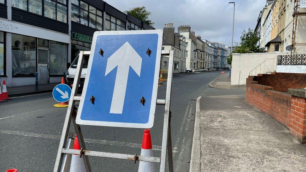 One-way sign on Peel Road