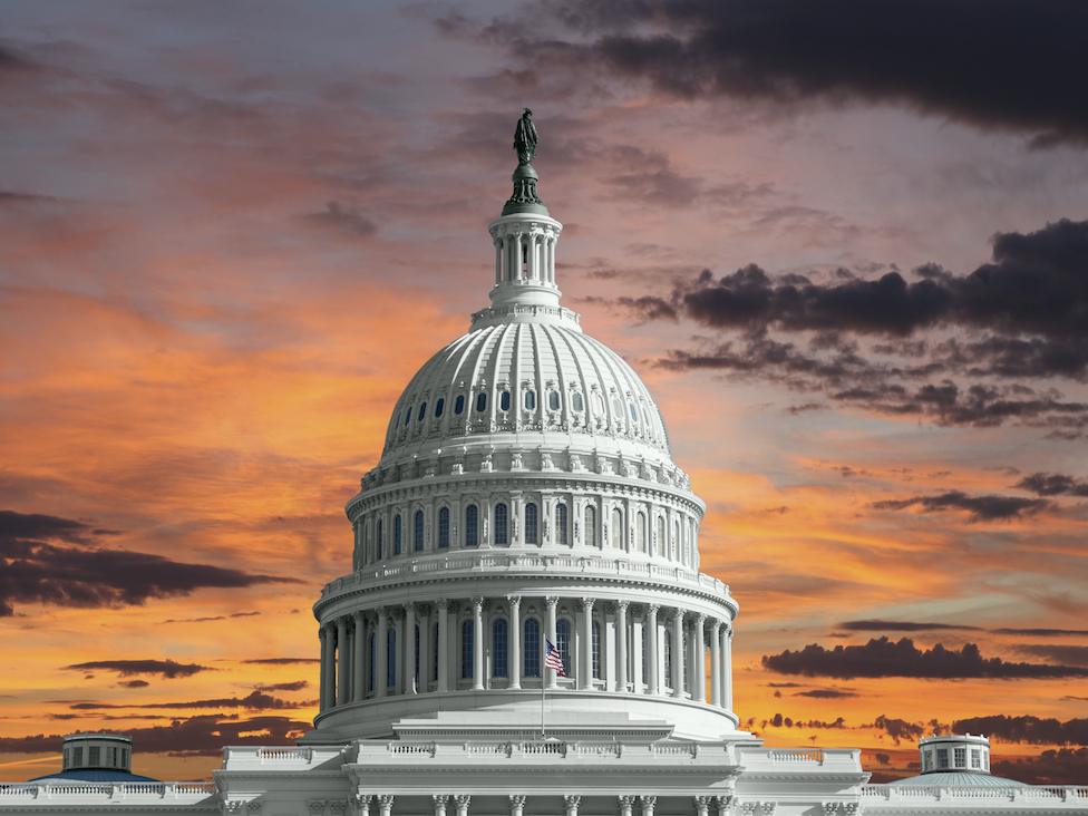 US capitol at dawn