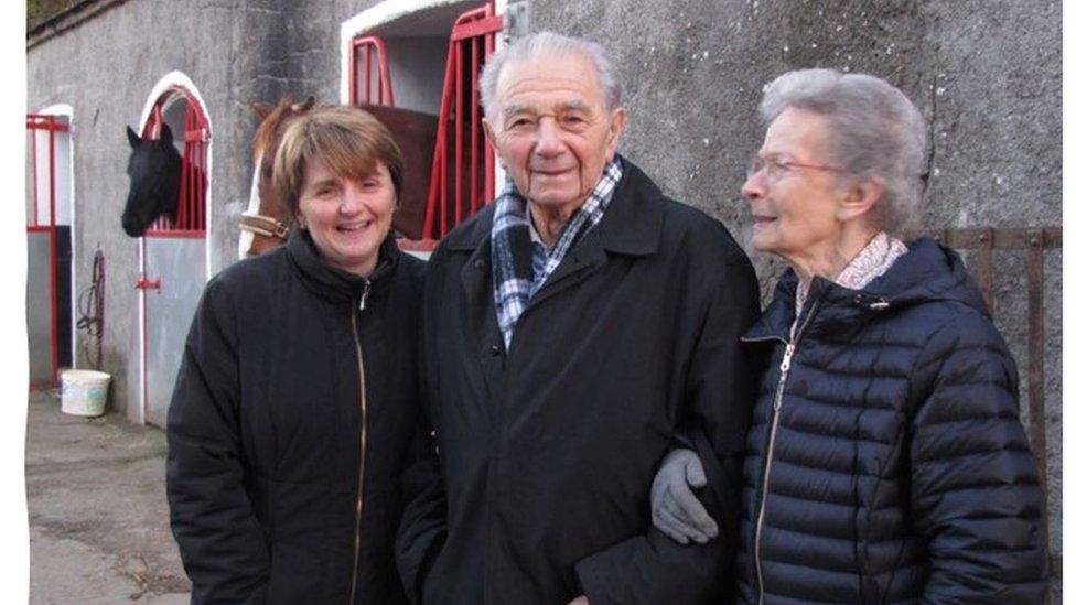 Shirley Lennon with Walter and Herta at the farm in 2017