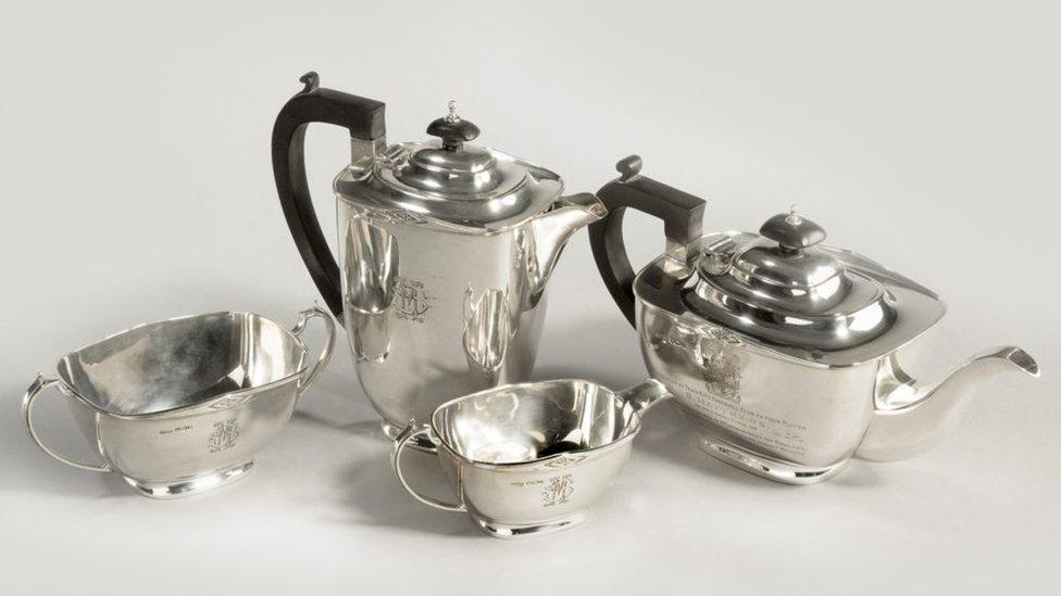 Tea set