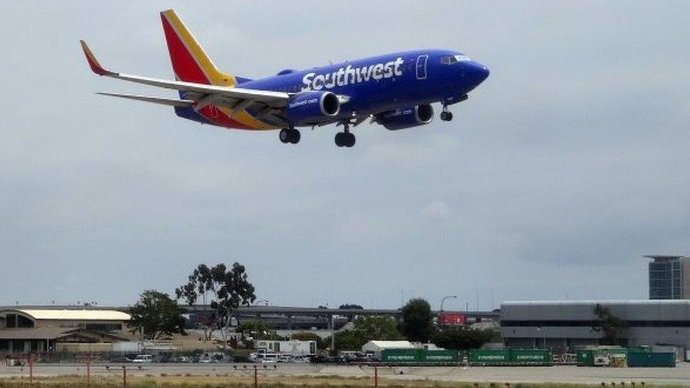 Southwest Airlines Boeing 737-700