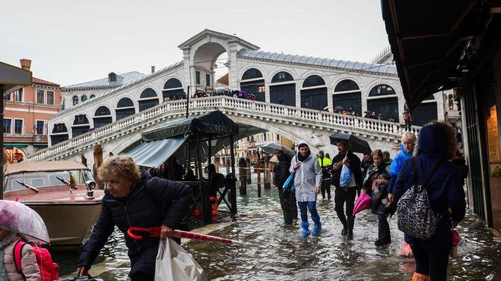 venice-floods.