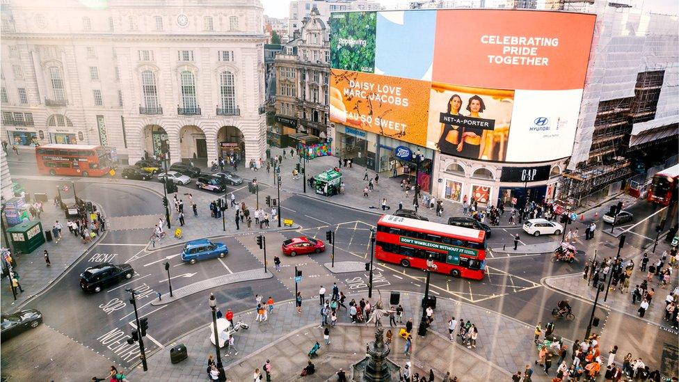 Piccadilly Circus