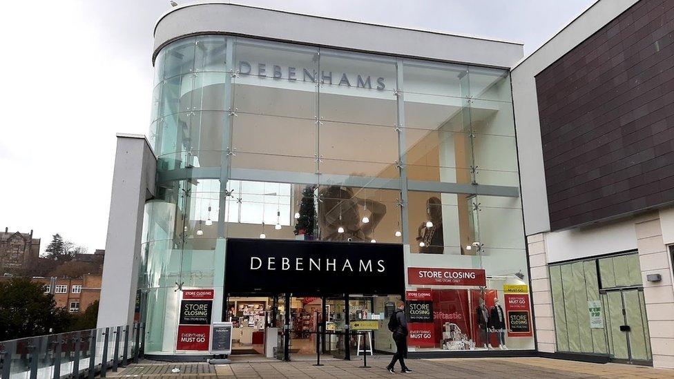 Hen siop Debenhams Bangor