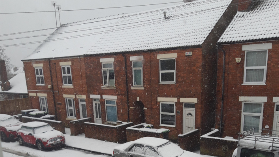 Snow in Ashfield