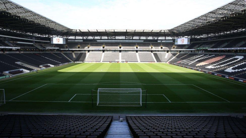 Stadium MK