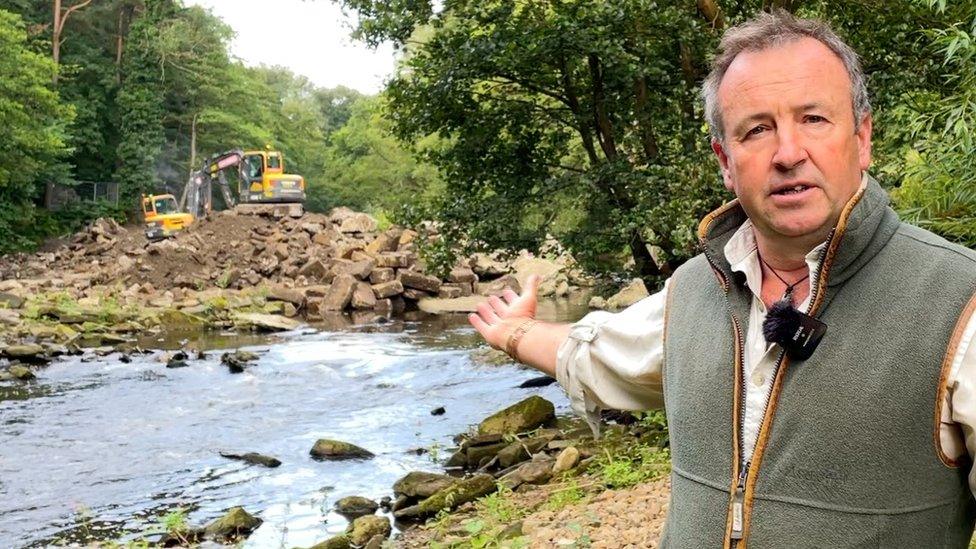 Scotton Weir being removed