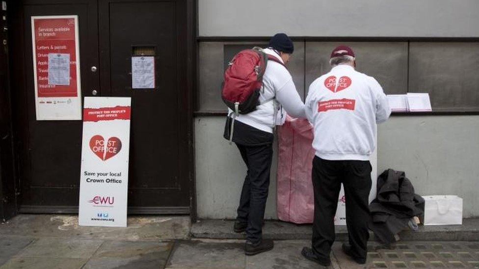 Post Office strikers