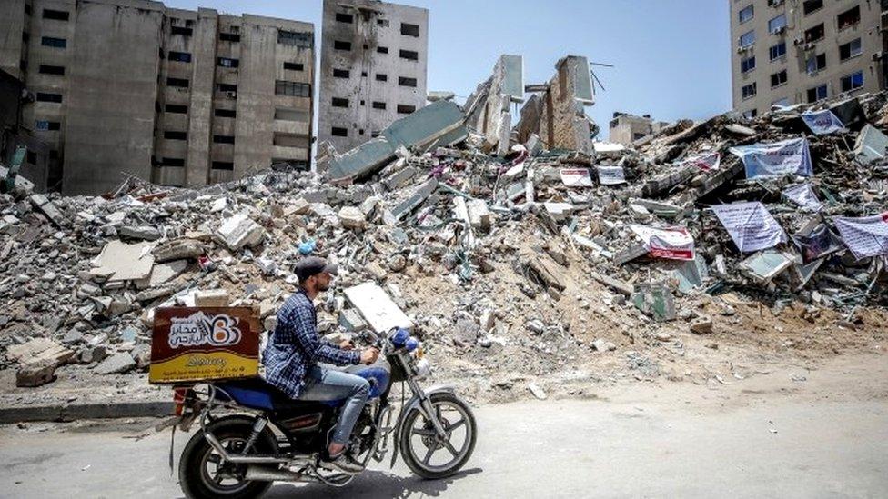 Destroyed tower in Gaza