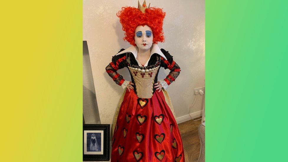 Sienna as Queen of Hearts