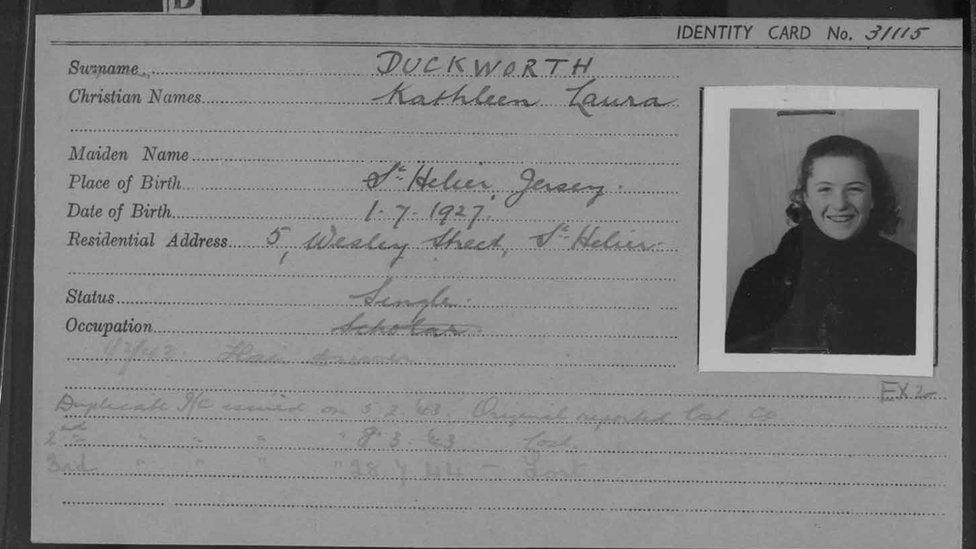 Kathleen Duckworth's prisoner registration card.