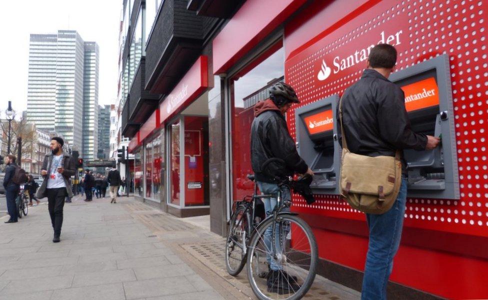 Santander cashpoint