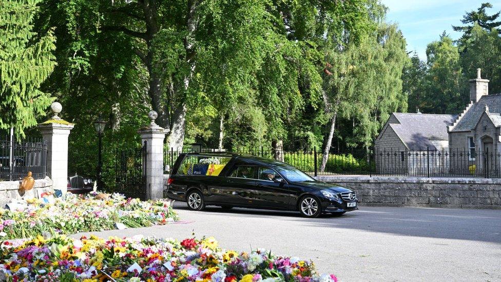 Queen's coffin leaves Balmoral