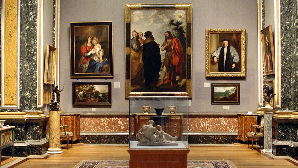 Fitzwilliam Museum gallery before its refurbishment