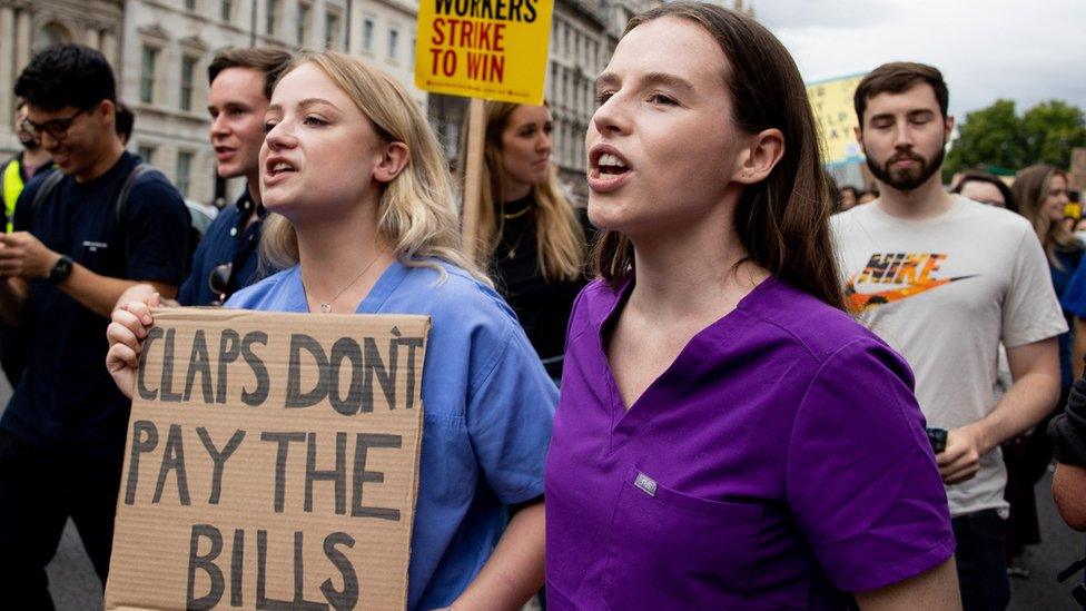 Nurses are chanting slogans and marching to Downing Street. NHS doctors, nurses, and other allied healthcare professionals gathered outside the Department of Health and Social Care, demanding a pay rise to match the inflation rate. The crowds later marched to Downing Street and demanded the government respond to their demands or else will plan for industrial actions in the coming months.