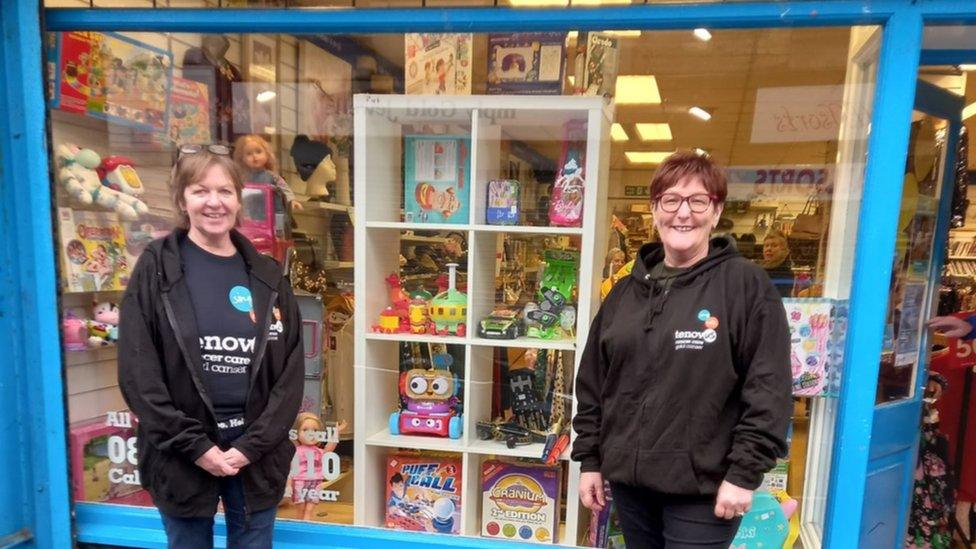 Maggie Hamilton (left) and shop manager Paula Hughes outside Tenovus' Porth shop