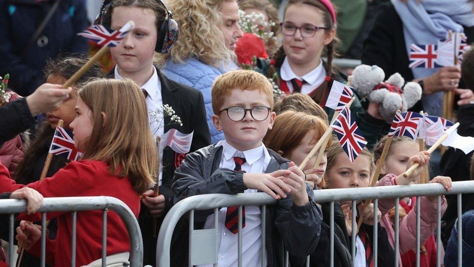 Crowds in Dunfermline