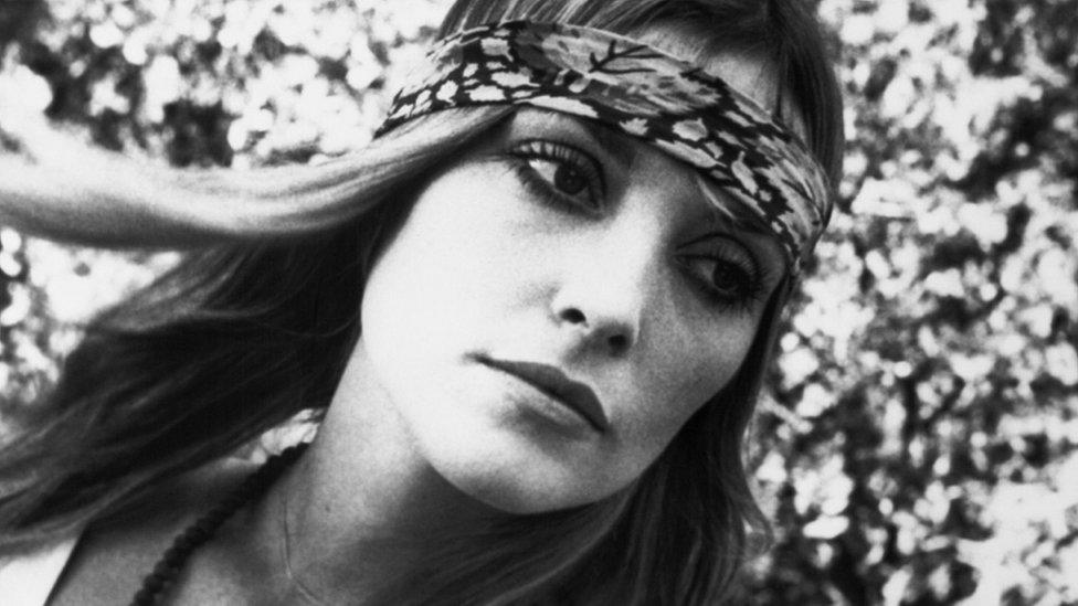 Archive picture of Sharon Tate with a head band on in black and white