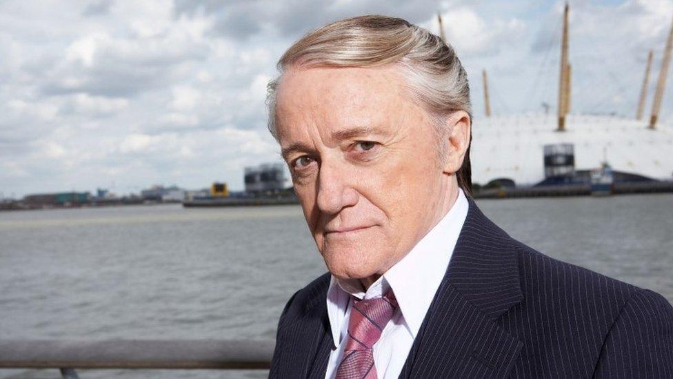 Robert Vaughn