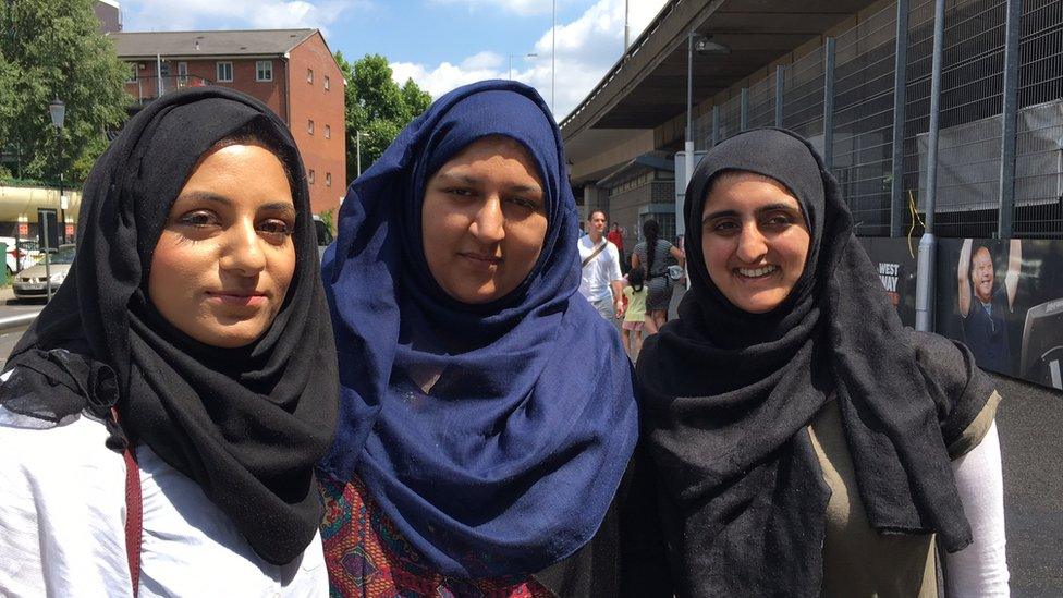 Raabia Akhter, Shabnum Sadiq and Ammna Ahmed