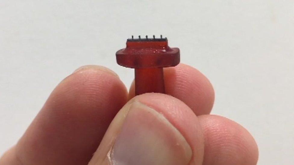 microneedle